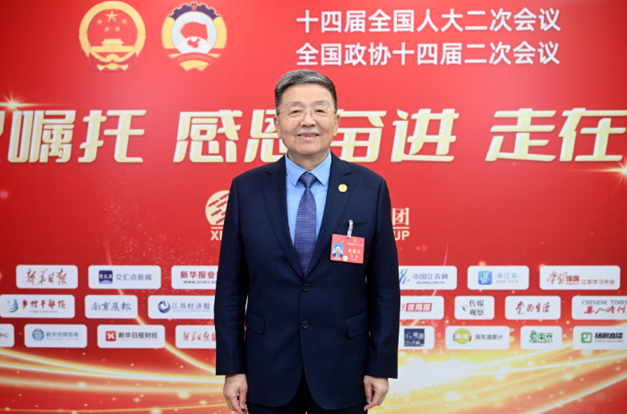 全国人大代表、中国工程院院士、xk体育官网药业董事长肖伟：开发中药“经典名方”，让“好方”变“好药”